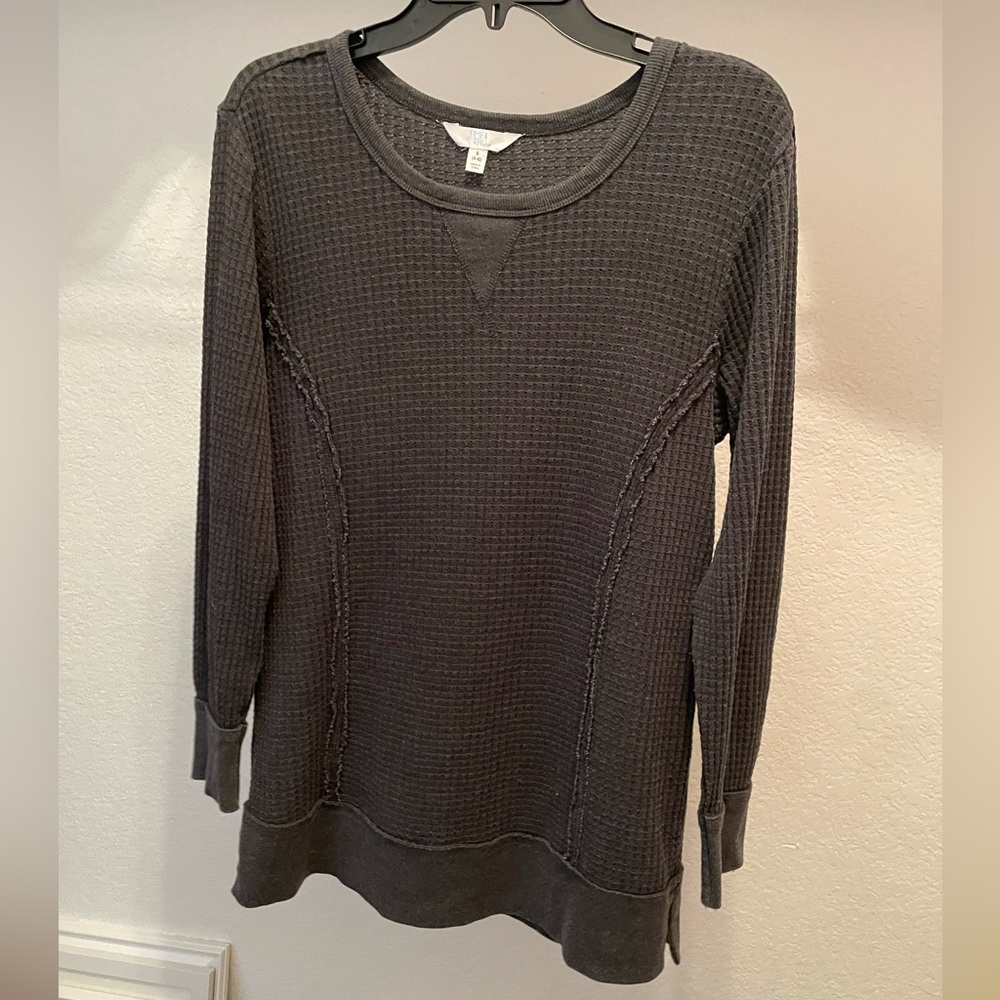 Time and Tru Women’s Small Charcoal Waffle Knit Top
